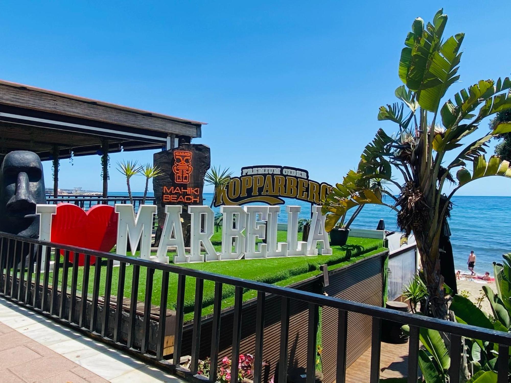 Apartment On The First Line Of The Sea With A View And Free Parking Marbella Luaran gambar